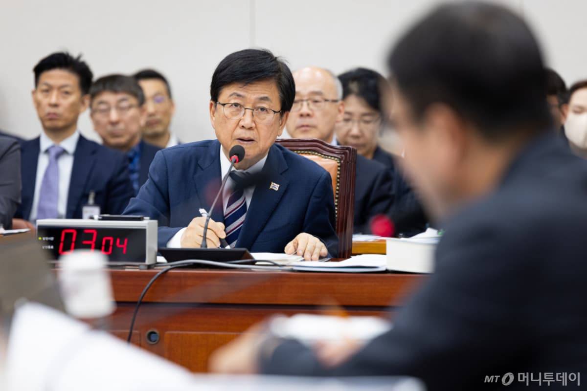 교육부 장관 "대입 원서접수, 빠르면 내년부터 공공 시스템"…국정감사 답변 대표 이미지